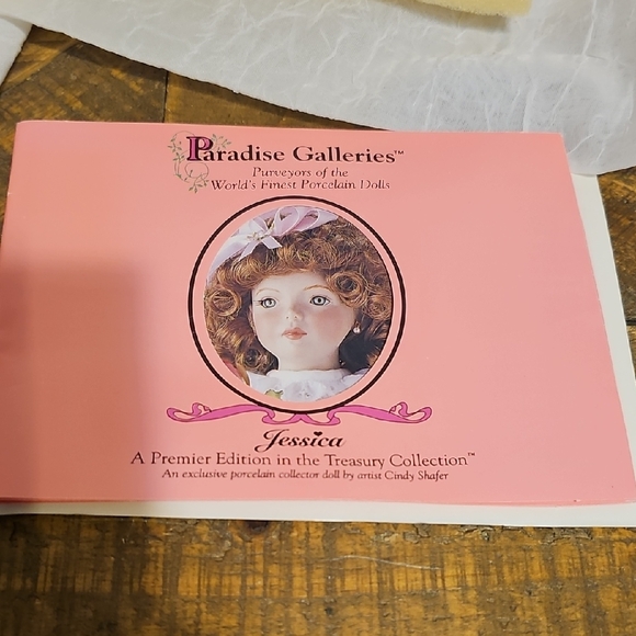 VTG - Paradise Galleries Porcelain Doll - Jessica - Picture 2 of 6
